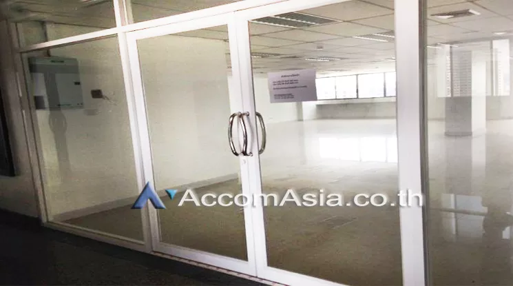  1  Office Space For Rent in Ratchadapisek ,Bangkok MRT Thailand Cultural Center at Amornphan 205 AA11595